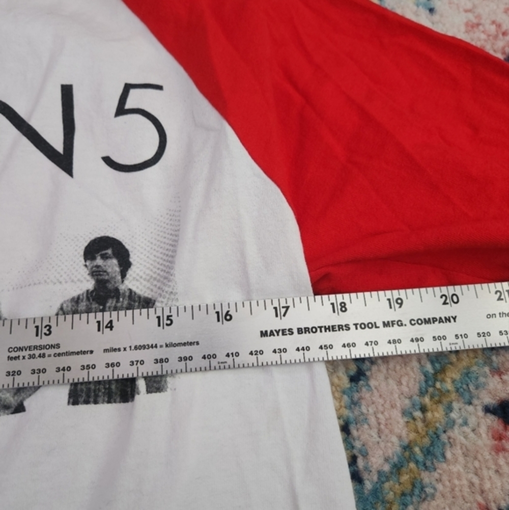 Maroon 5‎ graphic tee - Picture 3 of 7